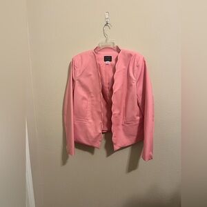 Simply Styled pink scalloped open-front blazer. Large
